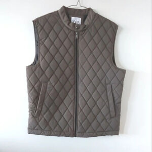 Zara puffy vest size S
